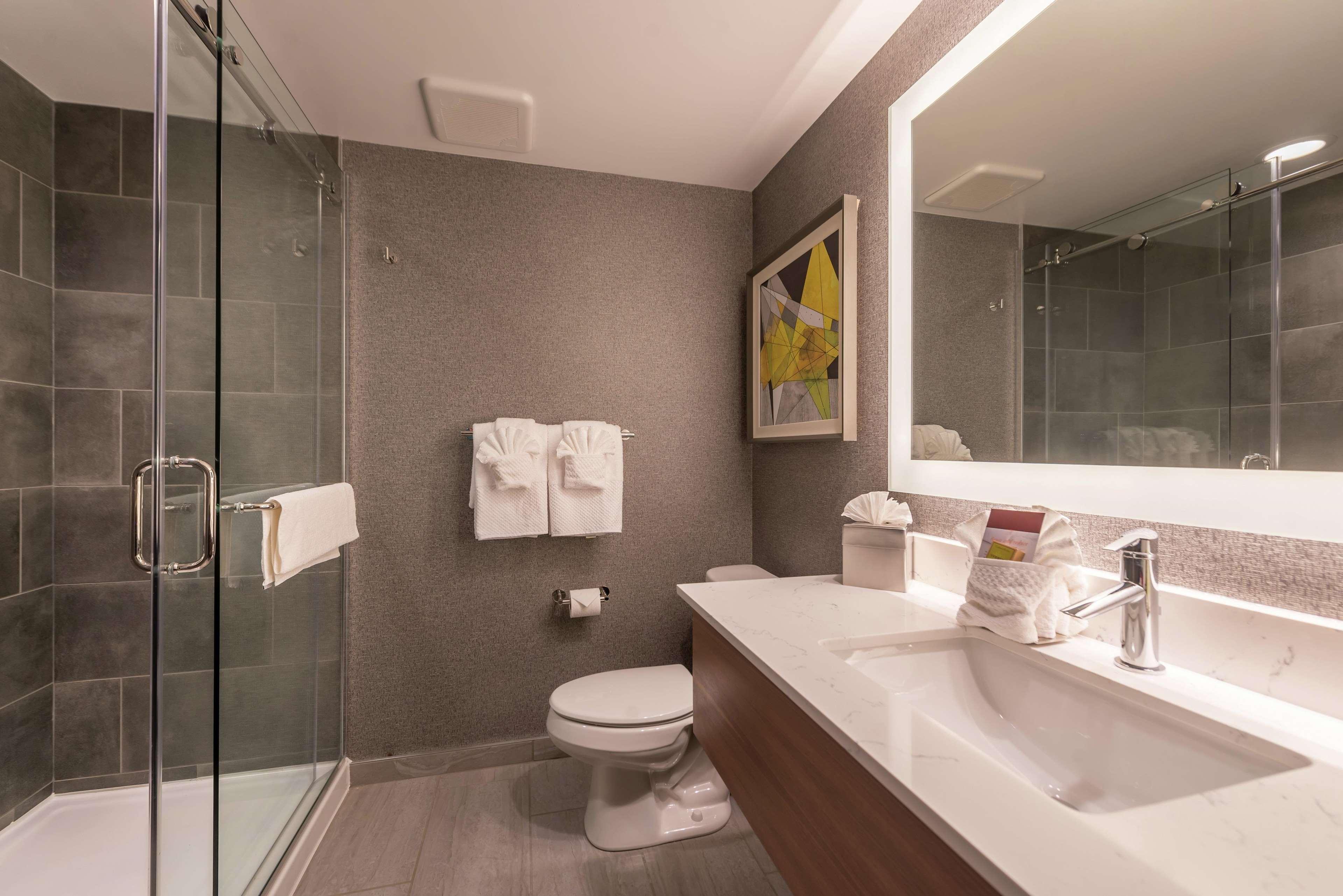 Hotel Doubletree By Hilton East 4*
