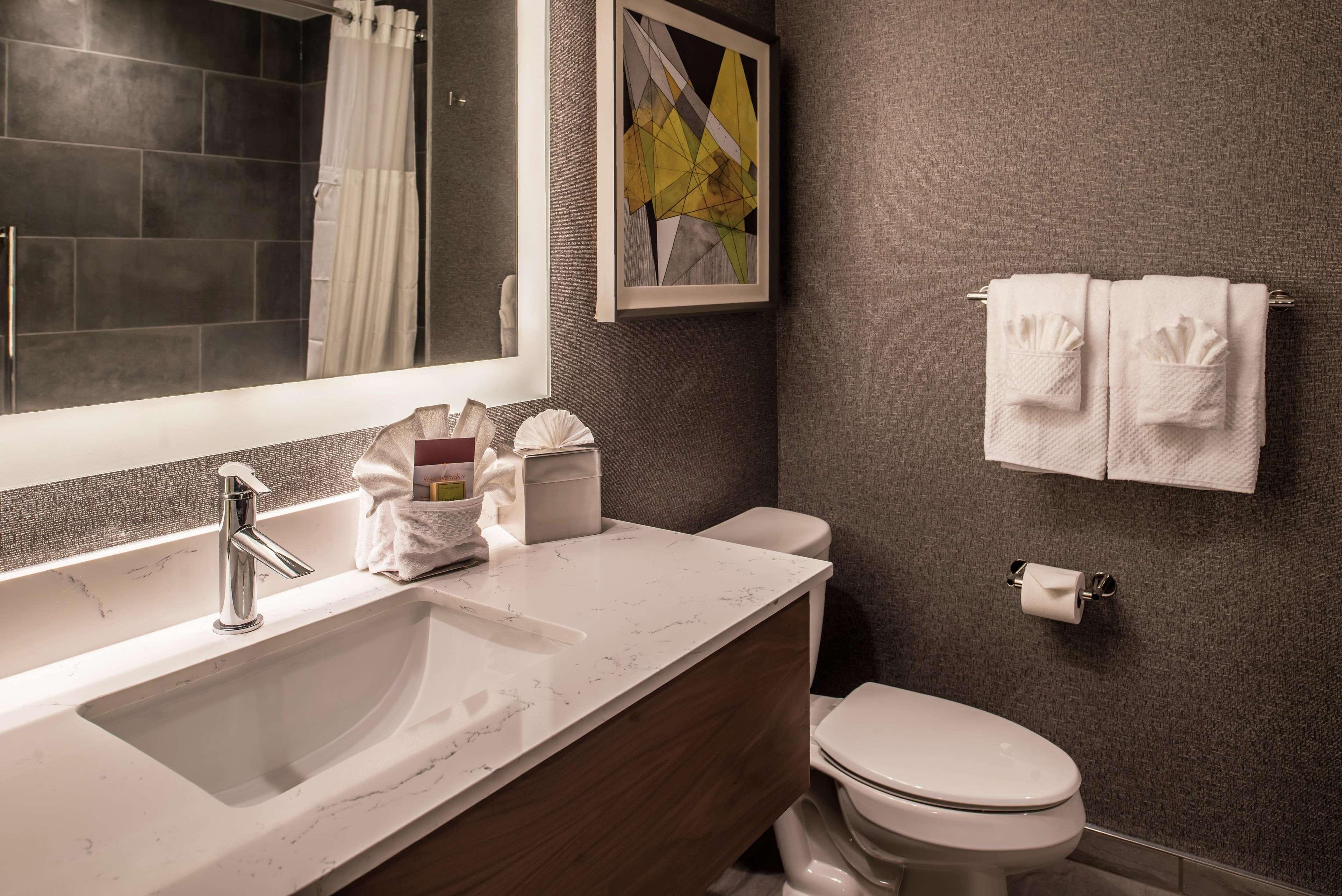 Hotel Doubletree By Hilton East 4*