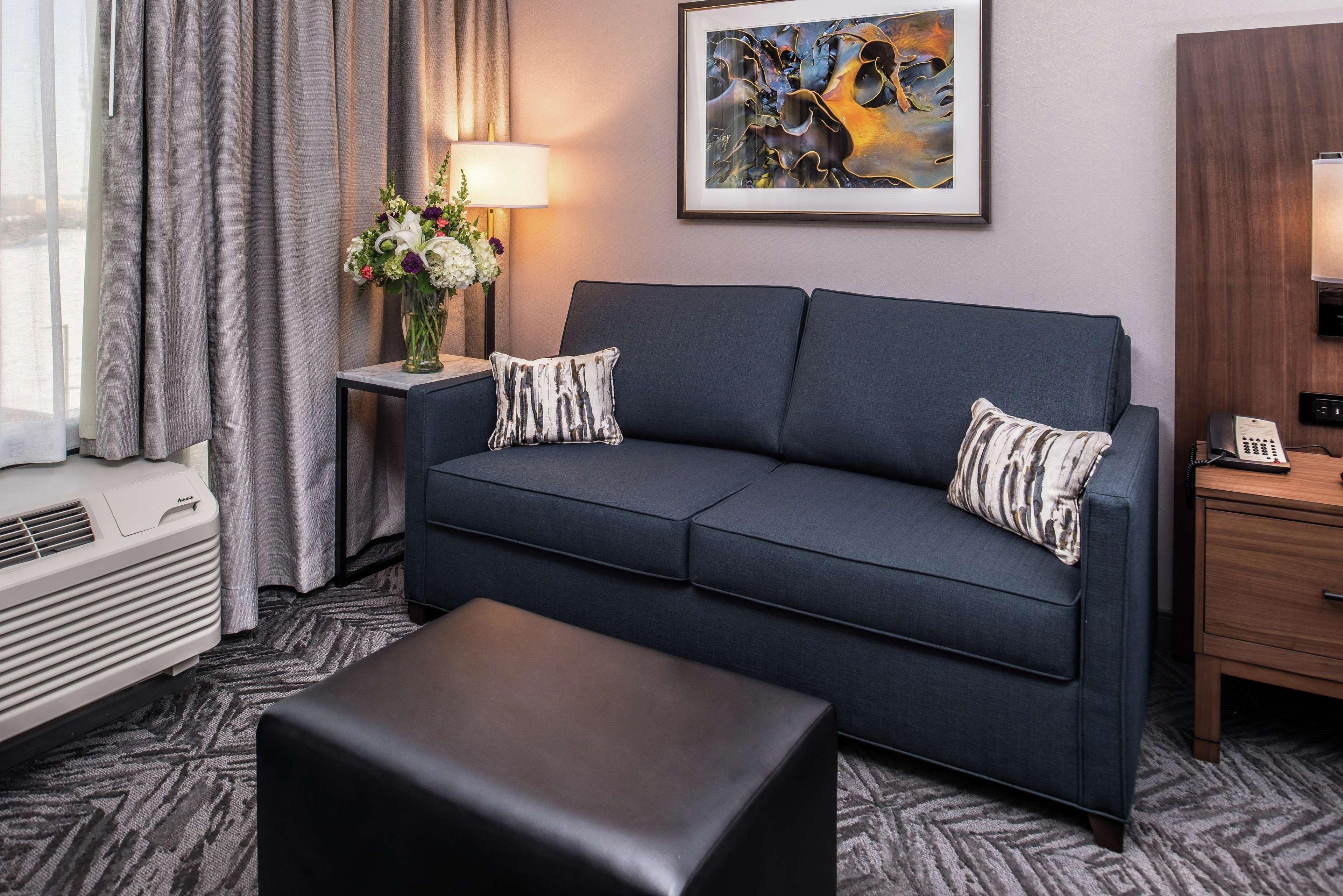 Doubletree By Hilton East 4*