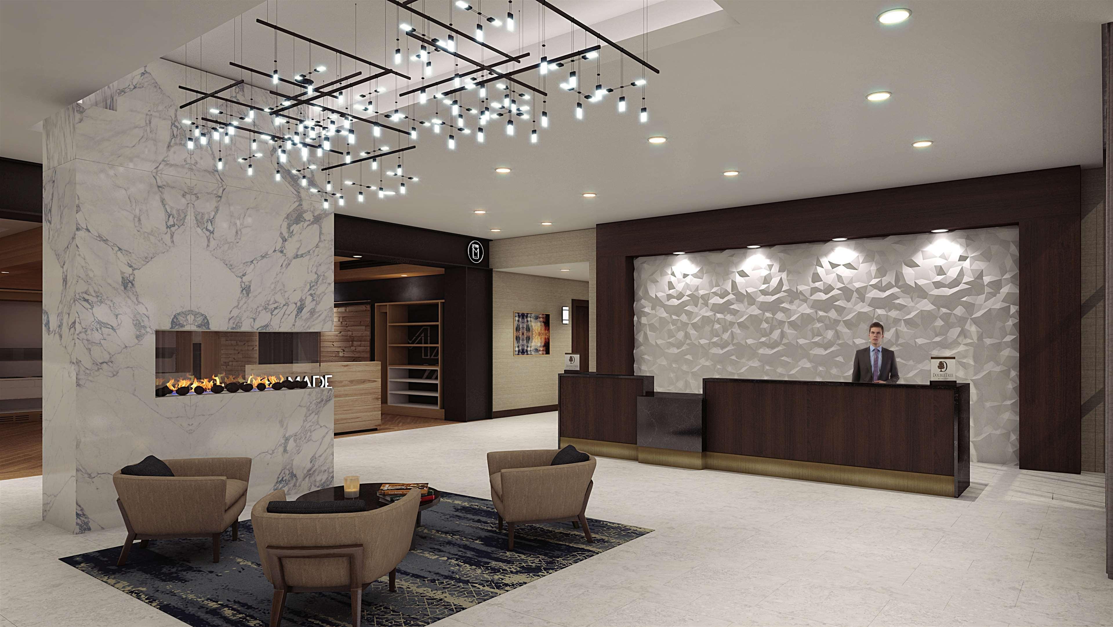Doubletree By Hilton East Hotel Lafayette