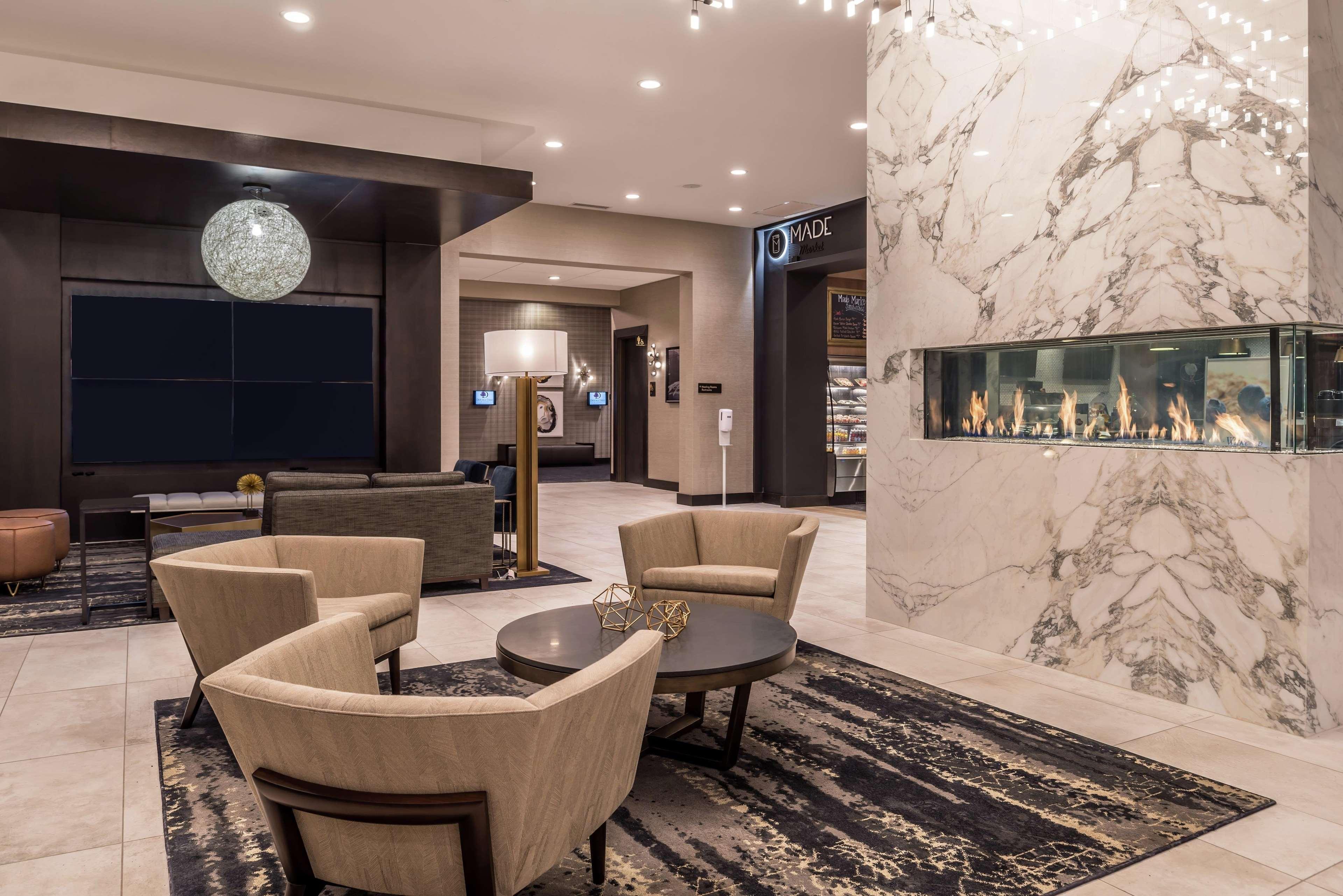 Doubletree By Hilton East Hotel